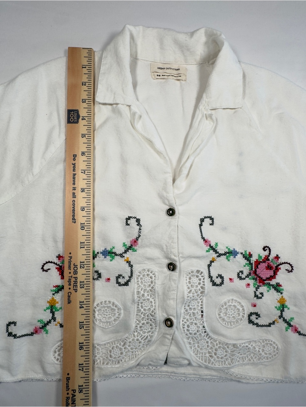 Urban Outfitters Cropped Top M Cross Stitch Floral Crochet Lace Cottagecore - Picture 12 of 16